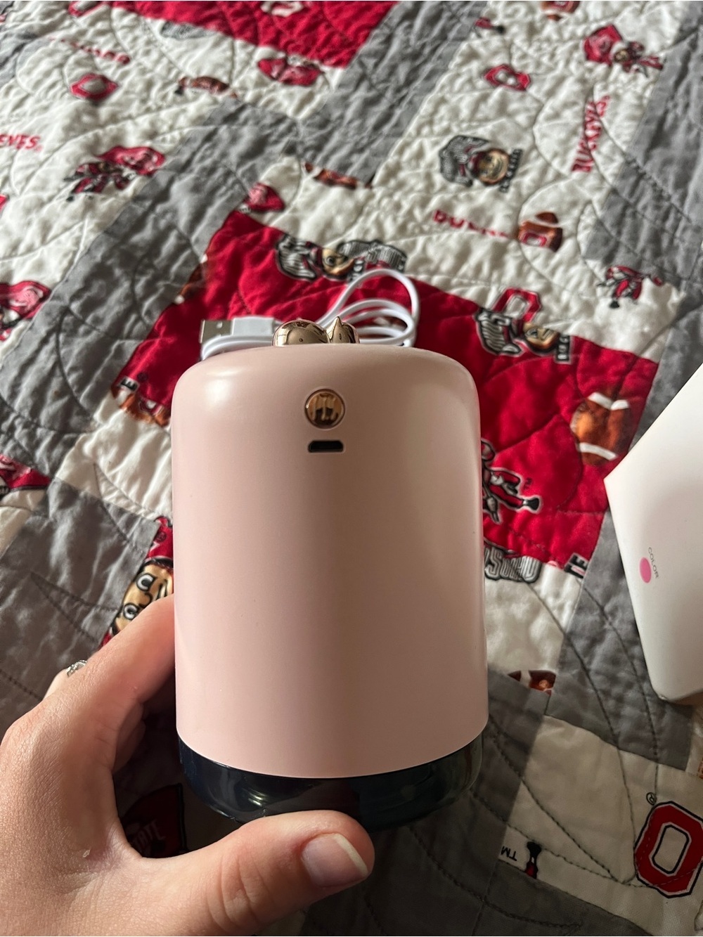 Pink and Gold Mini Humidifier - Portable - Picture 3 of 6